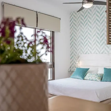 Santa Marina Loft By Valcambre Apartment
